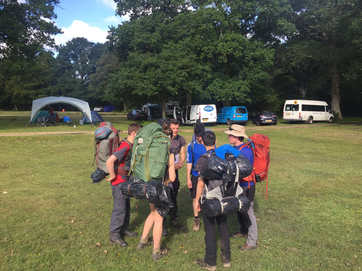 BeaumontDofE's tweet photo. Jaguars are about to leave #beaudofe https://t.co/UEBSGIg8k4