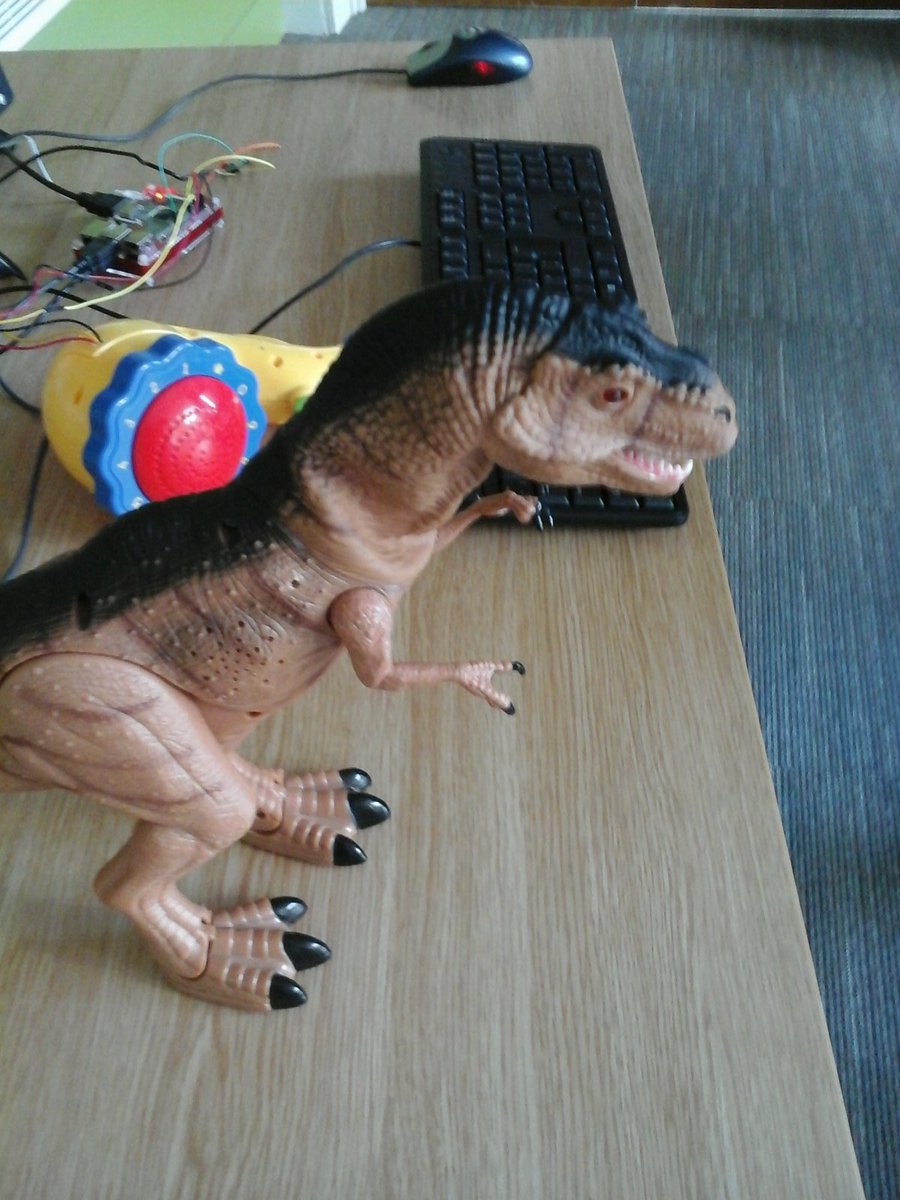 #dinosaurroar  to hear the dinosaur