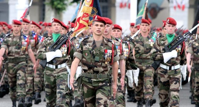 OpexNews's tweet image. #1erRHP : le colonel Rondet revient en chef -  ladepeche.fr/article/2016/0… via @ladepechedumidi