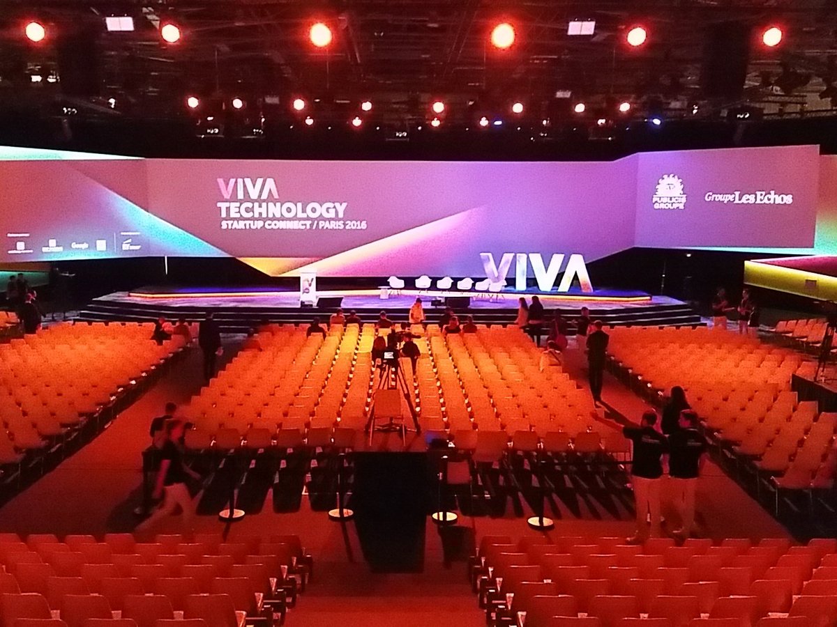 goGwards's tweet photo. Rendez-vous en direct sur Périscope dans quelques minutes sur la scène du #VivaTech #startup https://t.co/wgkPTCgjAd