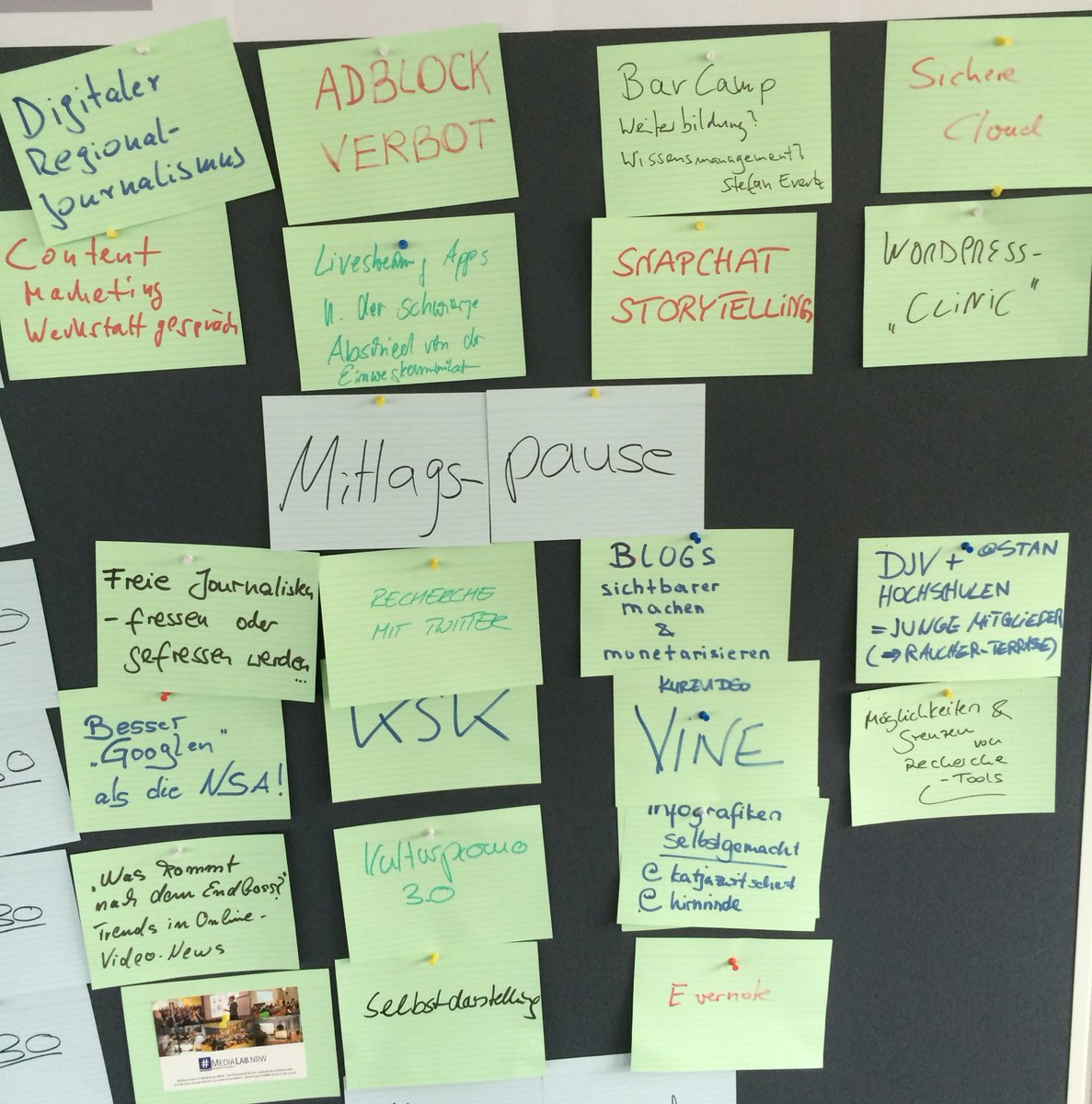 StanVitte's tweet photo. Der Sessionplan auf einen Blick #DJVcamp16 #HandschriftRockt https://t.co/y8gsLEX9OR