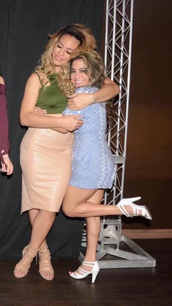 flexdinally's tweet image. dinally é minha religião  #727TourBrasilia