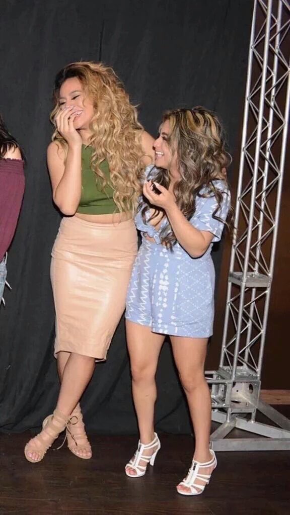 flexdinally's tweet image. dinally é minha religião  #727TourBrasilia