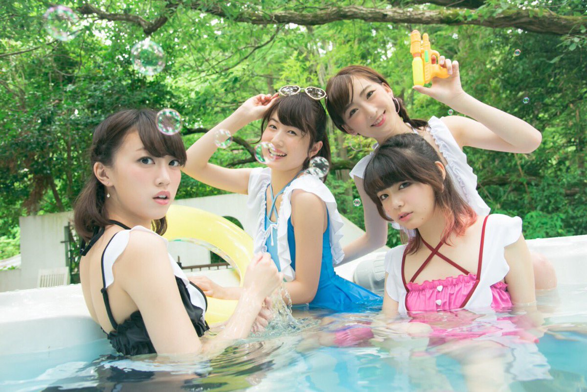 Feast 水着　レディース　SSサイズ　小胸さん　ビキニ　プール　撮影