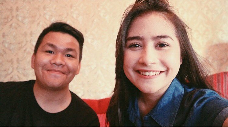 hastagCJR's tweet photo. Di tunggu coverannyaa!😝 https://t.co/bO5lGxVm9i