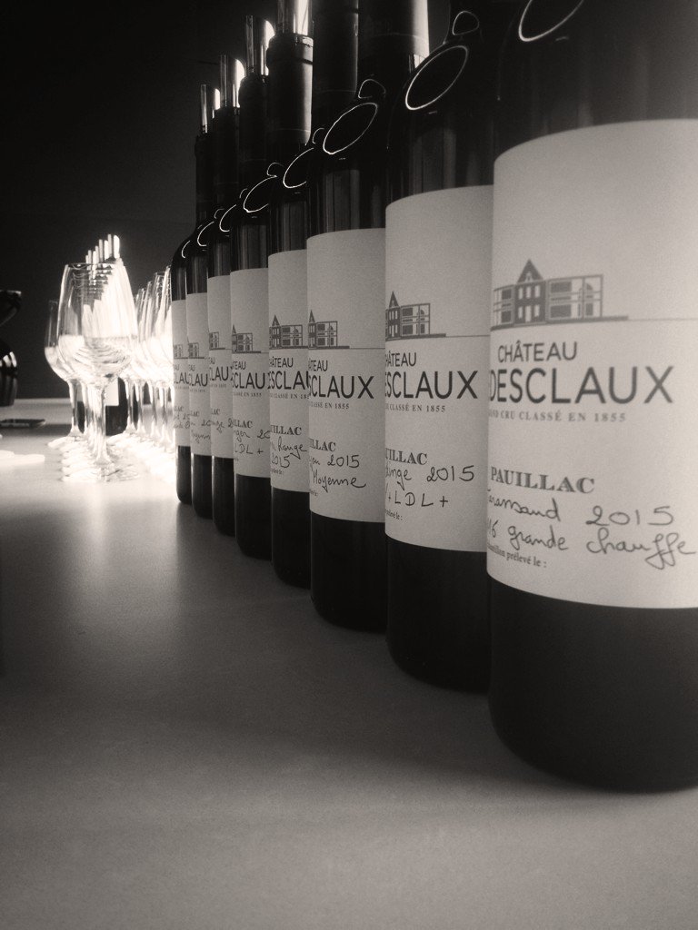 Winesup's tweet photo. A la découverte de l influence de la barrique sur la dégustation a #Pedesclaux @Ch_Pedesclaux https://t.co/VW38j5THfy