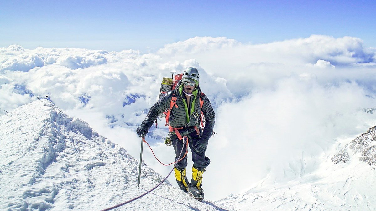 QF's tweet photo. Read about @ReachOutToAsia's ambassador @Moealthani, first #Qatari to conquer the 7 Summits! https://t.co/KYLDg0IXZ7 https://t.co/J0yteOEdoC