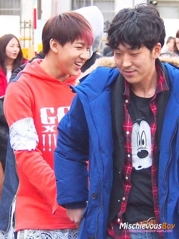 Prrrrmorrr's tweet photo. ในบรรดาเมเนกัซนี่พี่โนยองวินสุด ชนะทุกคน #managerbam https://t.co/8tld5PVwHD