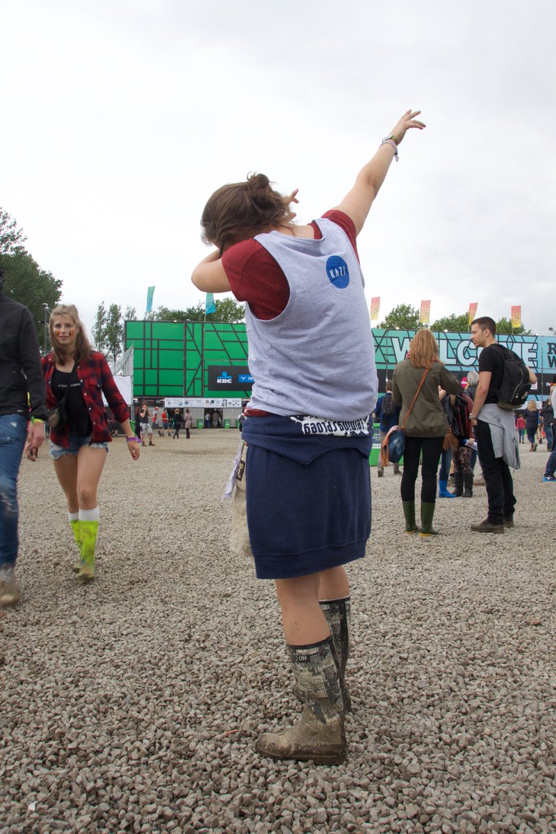 NikolaasBellens's tweet photo. #Bartellekes @RockWerchter: "#Relaxma #relaxpa, ik zoek mijn startersjob!" https://t.co/pogZrg4asu @HappyJobsByKAZI https://t.co/0M9mpBj6uY