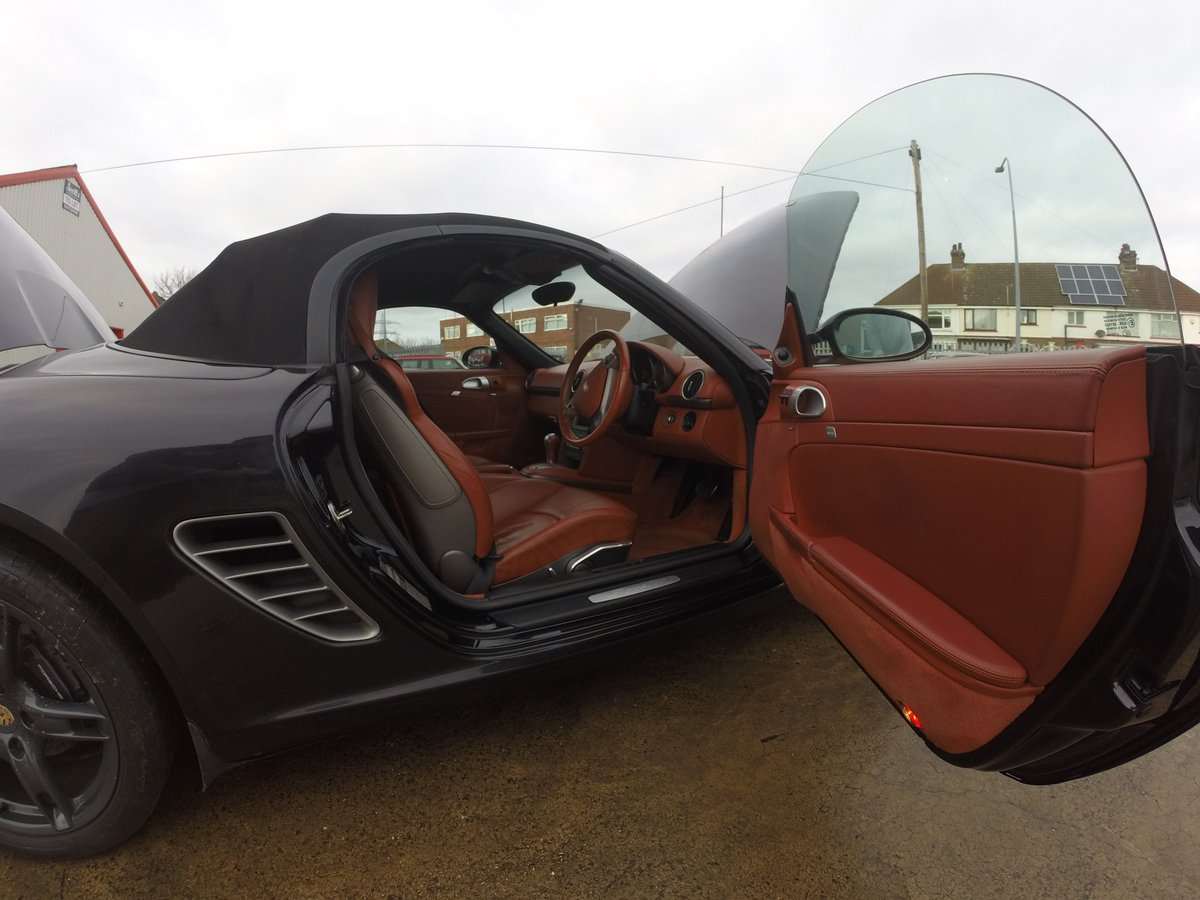 GCClassicCars's tweet photo. Beautiful Black Boxter FOR SALE #Porsche #Boxter #FORSALE https://t.co/LNTJZWdQEn