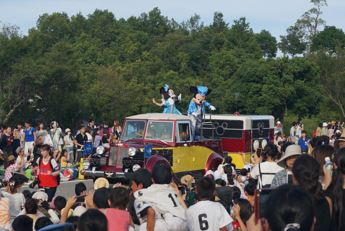 いわっき 昨日の岡崎市制100周年記念ディズニースペシャルパレードの動画をyoutubeにアップしました よかったら観てください ミライとアウトランダーphevの走行シーンもあります笑 T Co Pzp8lx43q9