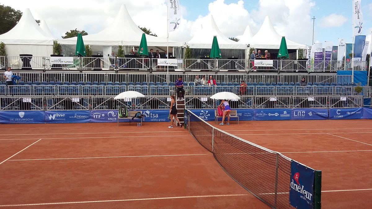 Bij de <a href="/ChallengerZld/">Challenger Zeeland</a> geeft Pera (VS) op door blessure bij 5-2 in 1e set. Lemoine dus na 2015 weer in finale.