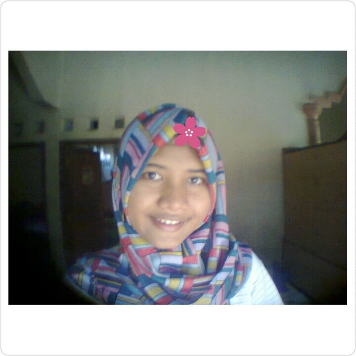 zulfa_nada17's tweet photo. Apalah dayaku yg gk bisa pake hijab model - model 😁 https://t.co/2KtLrCvTAu