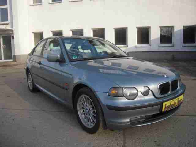 AutosMarktDE's tweet photo. BMW 316ti compact 🚙 #316ti https://t.co/fOp1R4Algo https://t.co/gxmWUSbd5a