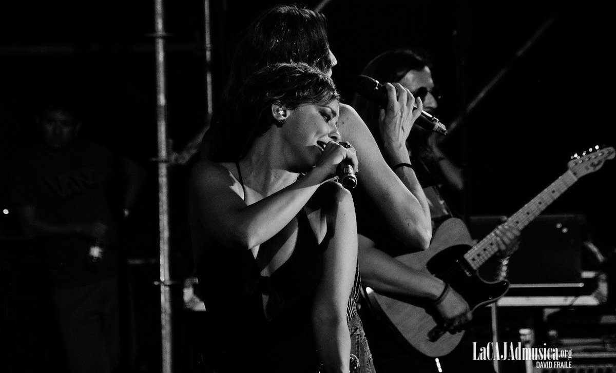 .#FOTOS @Chenoaoficial "el orgullo de ser humana" triunfa en el #MADO2016 flickr.com/photos/1152035… por <a href="/dfraile1978/">David Fraile Seco</a>