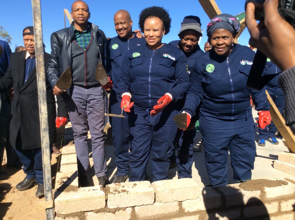 Premier Supra Mahumapelo and MEC Gaolaolwe participated in building a house to officially launch Youth Build 2016