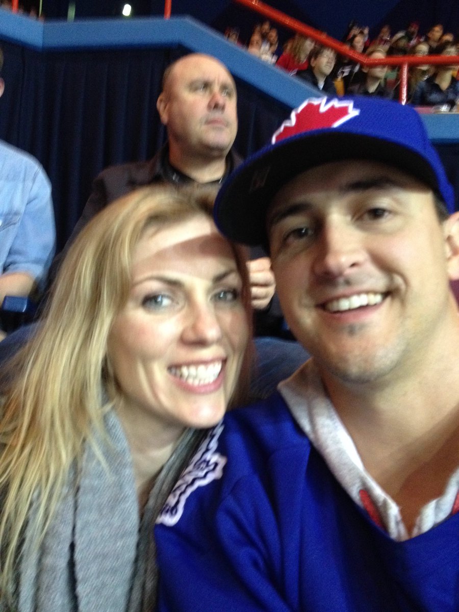 AndyInBrissy's tweet image. #icehockeyclassicbris Canada losing but I'm winning!