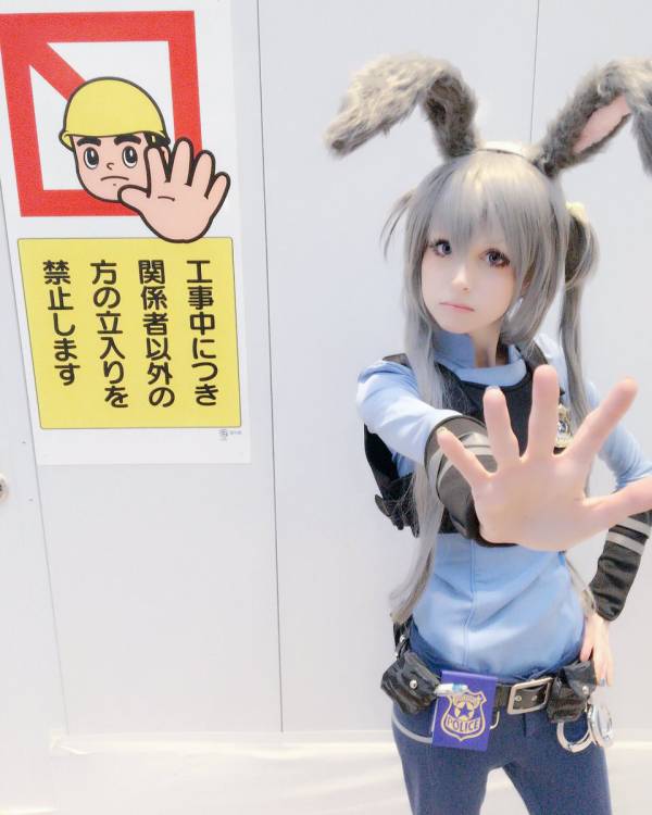 Emuezu Na Twitteru トルコ人のめちゃかわいいコスプレしてる子日本に遊びに来てるらしいですよ 3 T Co Jt6niz5yap Twitter