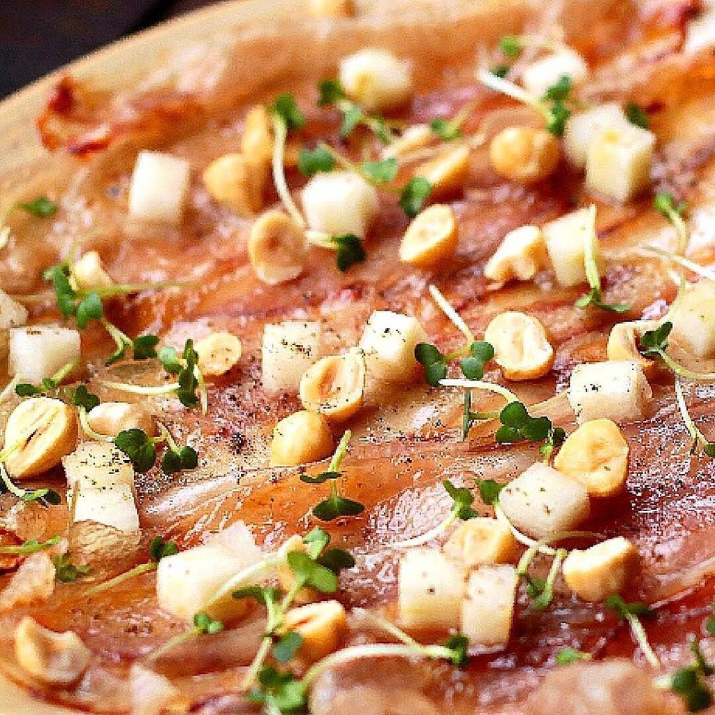 EatSafeapp's tweet photo. For an authentic taste of #Spain, enjoy the #tapas dishes at @copitamercado. They always h… https://t.co/cPVni81Brc https://t.co/3O3bwaKapY