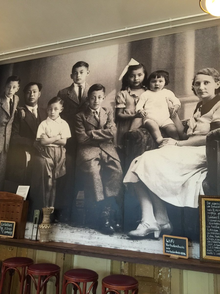 meIIowyeIlow's tweet photo. The first Chinese-Dutch family recorded in Rotterdam, seen at the Storytelling House 
#USCGEODESIGN https://t.co/1dZfW8eQ0D