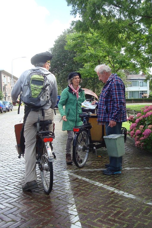Eenmalig #gft ophalen en flyers uitdelen voor de nieuwe #buurtcompostbakkerij van @Rusthout in Leidschendam.