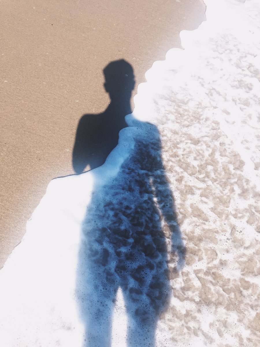 connorfranta's tweet image. last night i dreamt about going to the beach with friends. thats it, nothing more. how lovely?