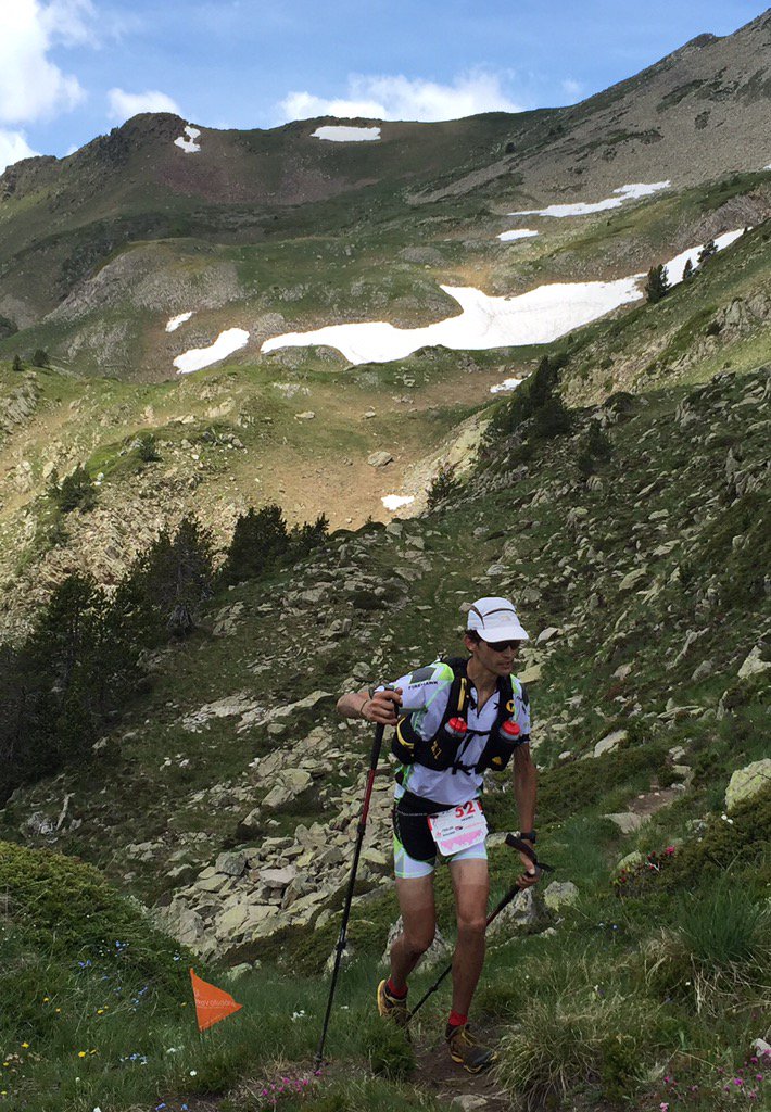 Gran organització, grans corredors i corredores. Coll de Garrabea. #Aneualpinultras #ultresfeec