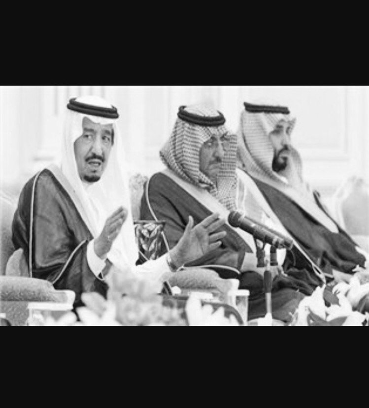 raa_AlAbdullah's tweet photo. #كلنا_ال_سعود
شامخه يالمملكه مثل الجبال 
ما يهزك ريح يا اطهر بلد🇸🇦
الله يديمهم عز وفخر وذخر💚💚

 #كلنا_ال_سعود https://t.co/id6fq0VePd