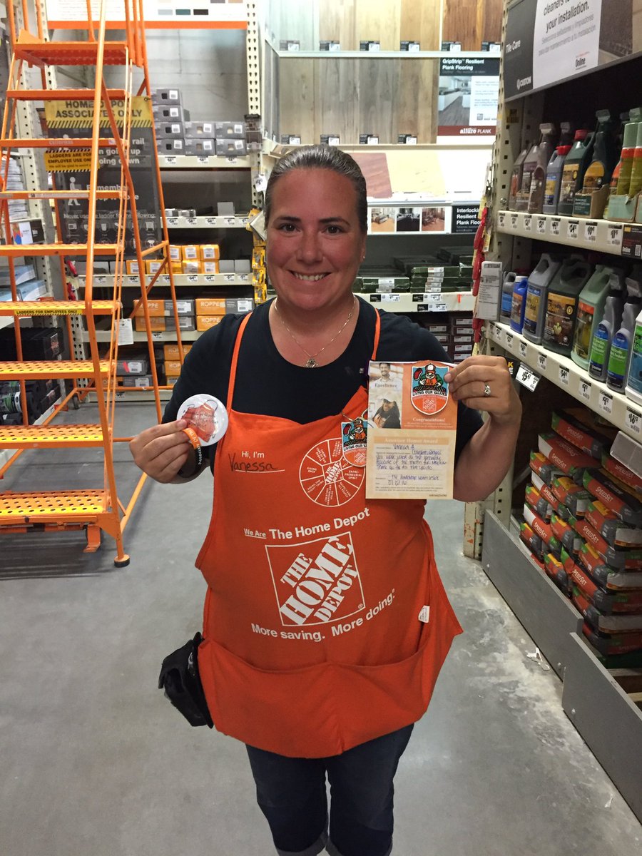 Congrats to Vanessa for being chosen as spec. Associate of the month! <a href="/LennyGaspari/">Lenny Gaspari</a>