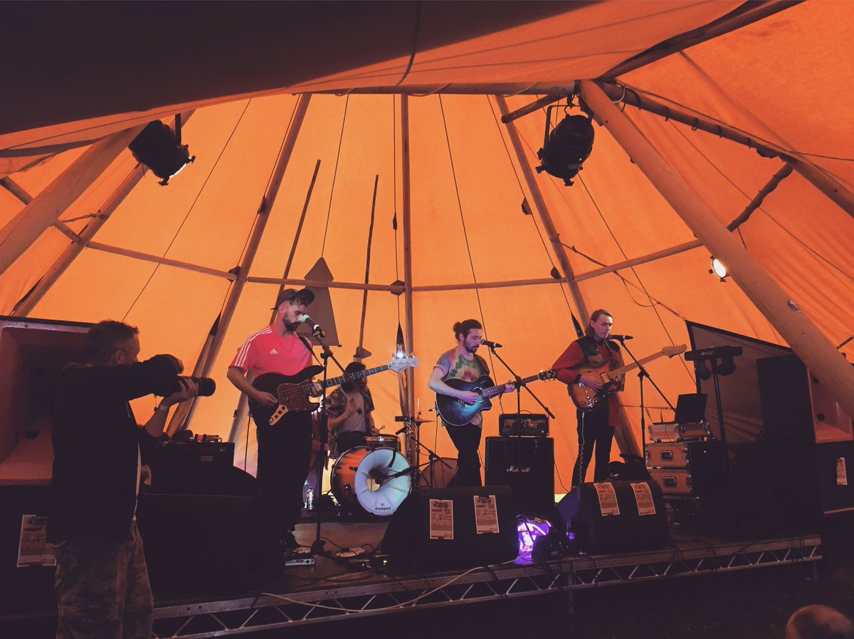 SofarSouthUK's tweet photo. HABITATS are warming up with some summery vibes #festival #blissfields #sofarsouds https://t.co/GezEQliGmp