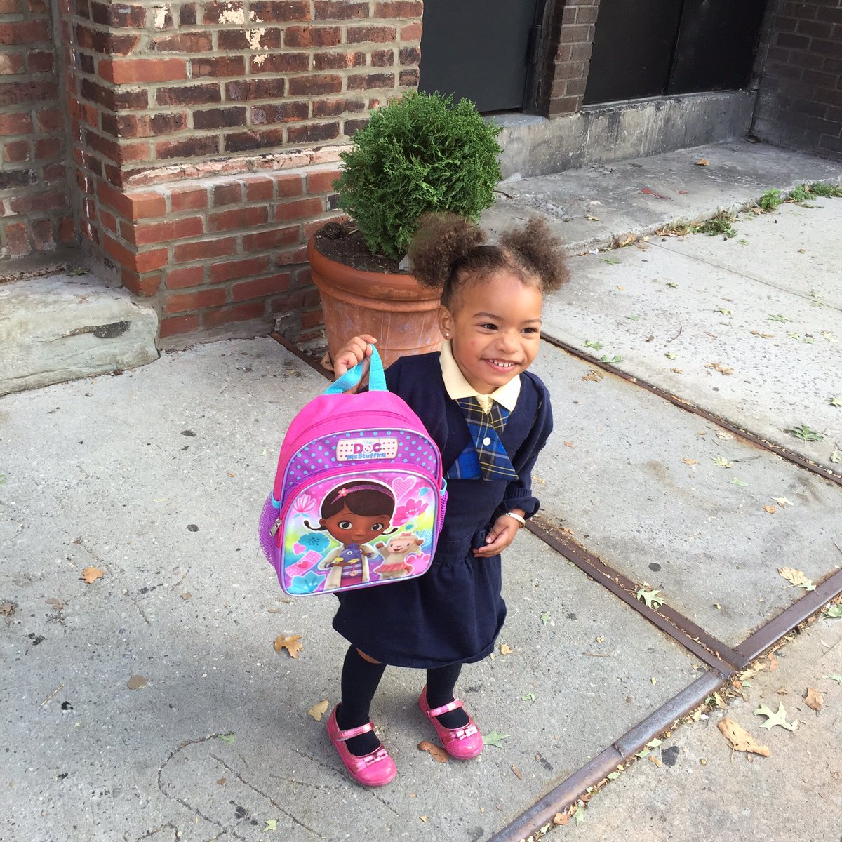 JamilahLemieux's tweet photo. Doc lets little Black girls be centered in a cartoon world where we usually do not even exist! #RenewDocMcStuffins https://t.co/GyEpnwEl9O