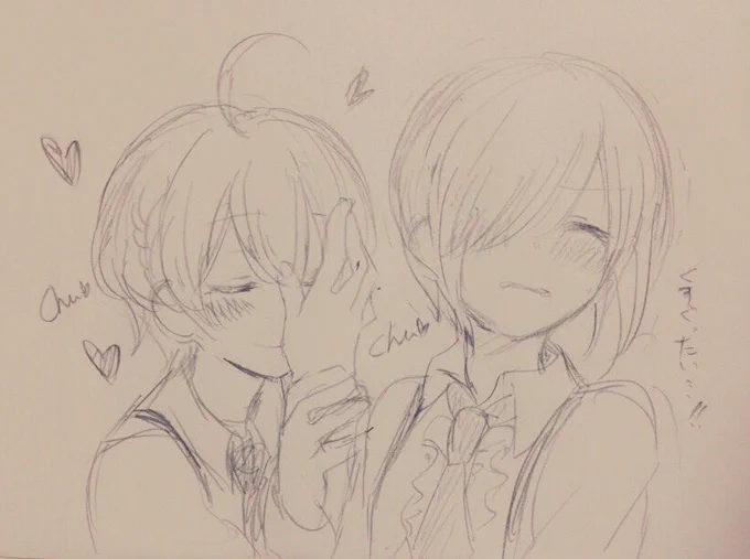 手のひらのキスは愛情の懇願のキスで、キスの中でも一番求愛が強いらしいですね💘
#今日のゆりらん 