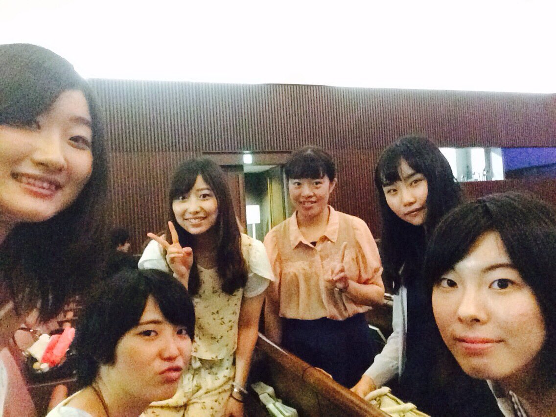 umekocup2016's tweet photo. ���んばんは！😊✨
今日は青学の大木杯に行ってきました！！😆💓
今日はなんと一年生も来てくれました！(^o^)💫
ホールも運営も素晴らしくて、とても素敵な大会でした😇💕
スピーカーの方々も運営の皆さんもお疲れ様でした！🙌 https://t.co/UM3drGoHD9