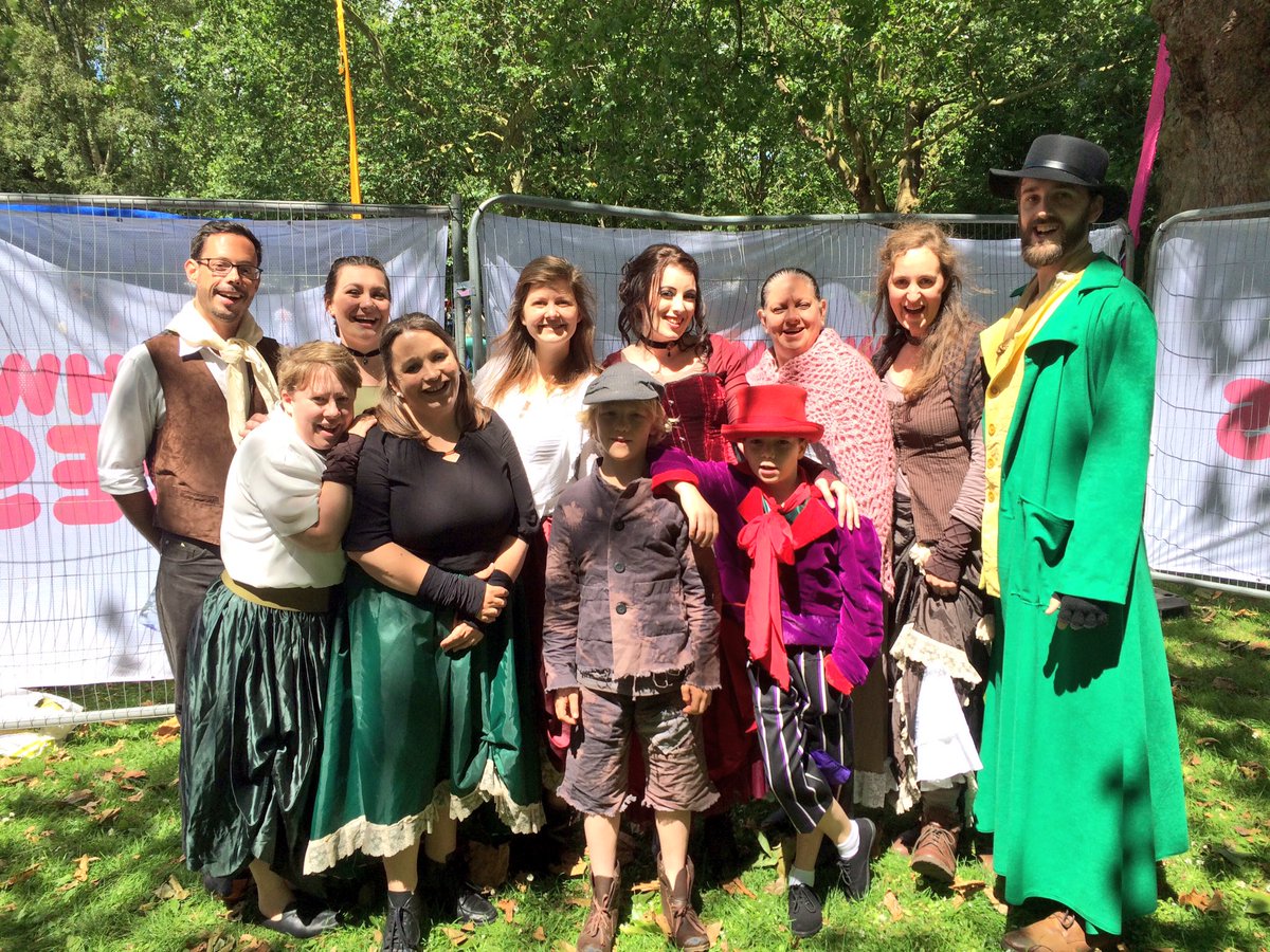 quayplayers's tweet photo. We're about to perform in the @DanceinSE16 tent at #BermondseyCarnival Come and join in the fun! #BermondseyCarnival https://t.co/KFtBHRfI8x
