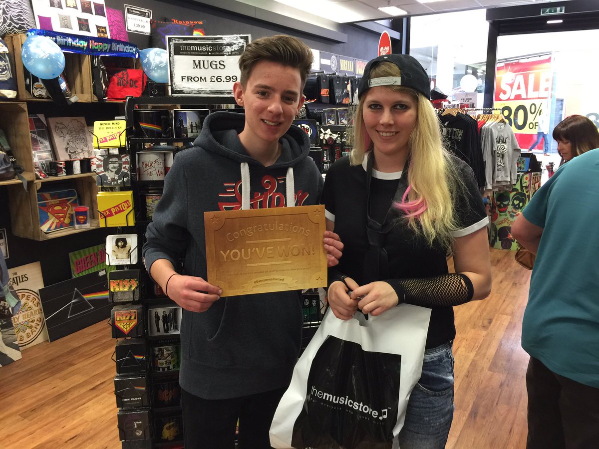 TheMusicStoreMH tweet picture