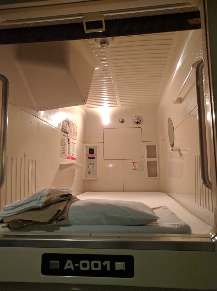 Delikwu's tweet photo. In Osaka now, living like prisoners on the Starship: Enterprise for the sake of culture. #PrisonBreak #BreakingBaba https://t.co/XyI8SXEEVB