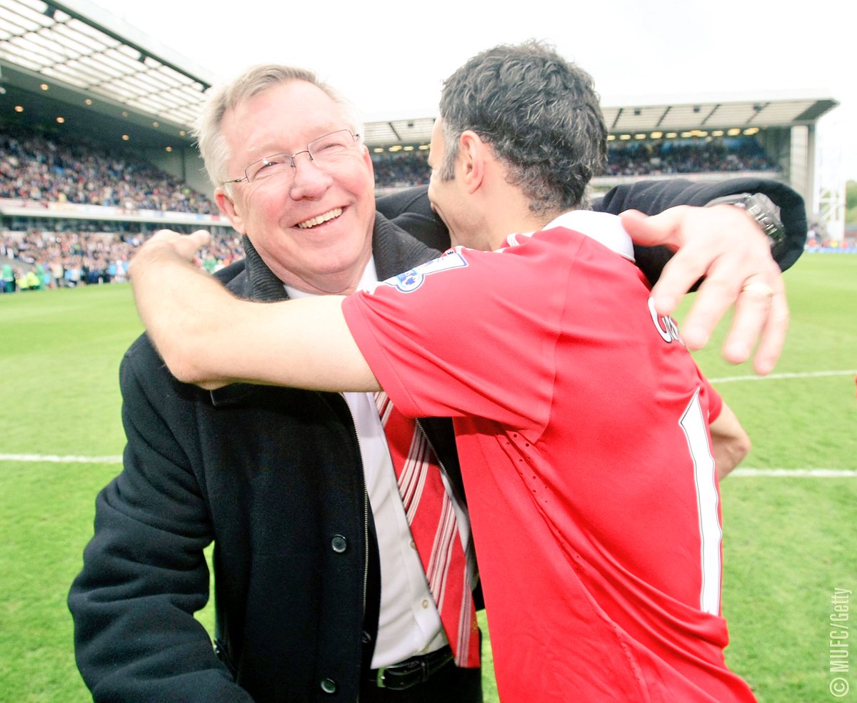 Sir Alex tentang Giggsy: "Namanya ada dalam sejarah. Saya ragu akan melihat karir seperti dia lagi." #GiggsLegend
