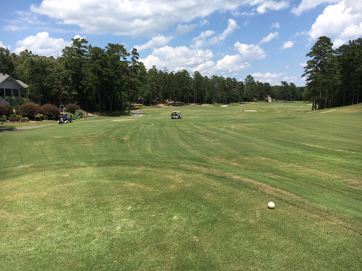 CrowBurlingame's tweet photo. It was hot, but so worth it! Thank you @BBBIndustries and @Brand_Shepherd! #PWIGolf2016 https://t.co/0rp19LJQqm