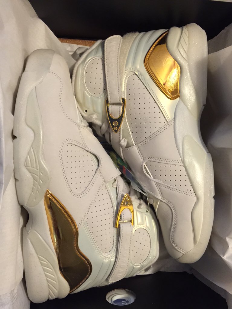 gym red 12s finish line