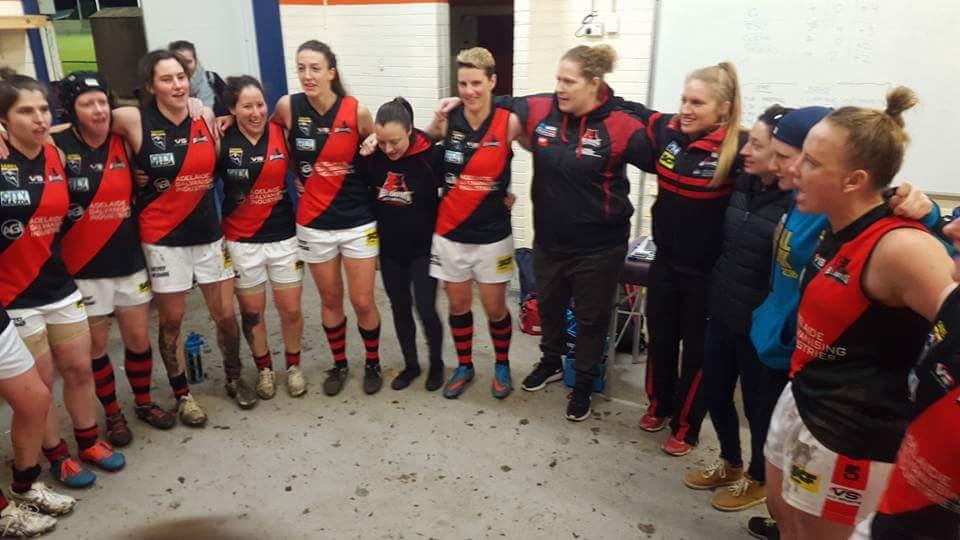 WAWFC1's tweet photo. #runwiththewolfpack2016 crisp night, still and cool happy to have the win. #watchthewomen #AFLWomensgame https://t.co/0v5kKlxNa5