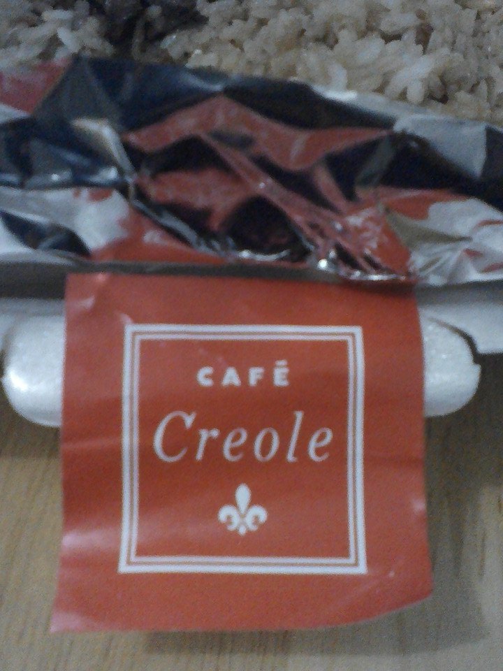 JenShinrai's tweet photo. Gotta love dinner #Pasalubong. #CafeCreole https://t.co/Atcdb7YhcX