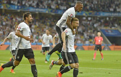 SmashReading's tweet photo. If You Weren't Already Feeling Up For #GER   🇩🇪 v #ITA  🇮🇹 ....

This should do it

8PM K.O Live @SmashReading ⚽️ https://t.co/09XaI1S2q0
