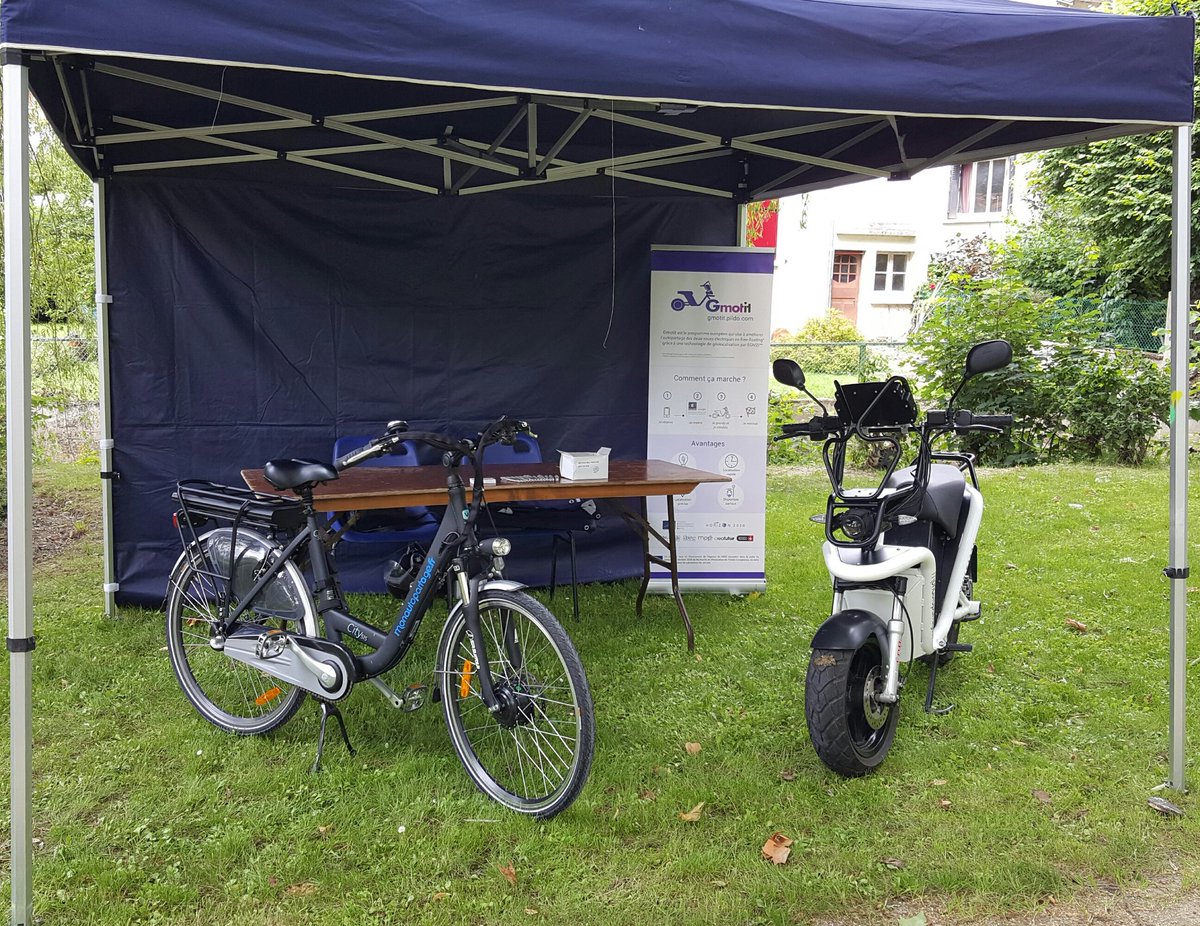 Gmotit's tweet photo. @Gmotit two-wheelers on view at @Orsaynotreville. #H2020 @EU_GNSS https://t.co/dtuOQHxYcg