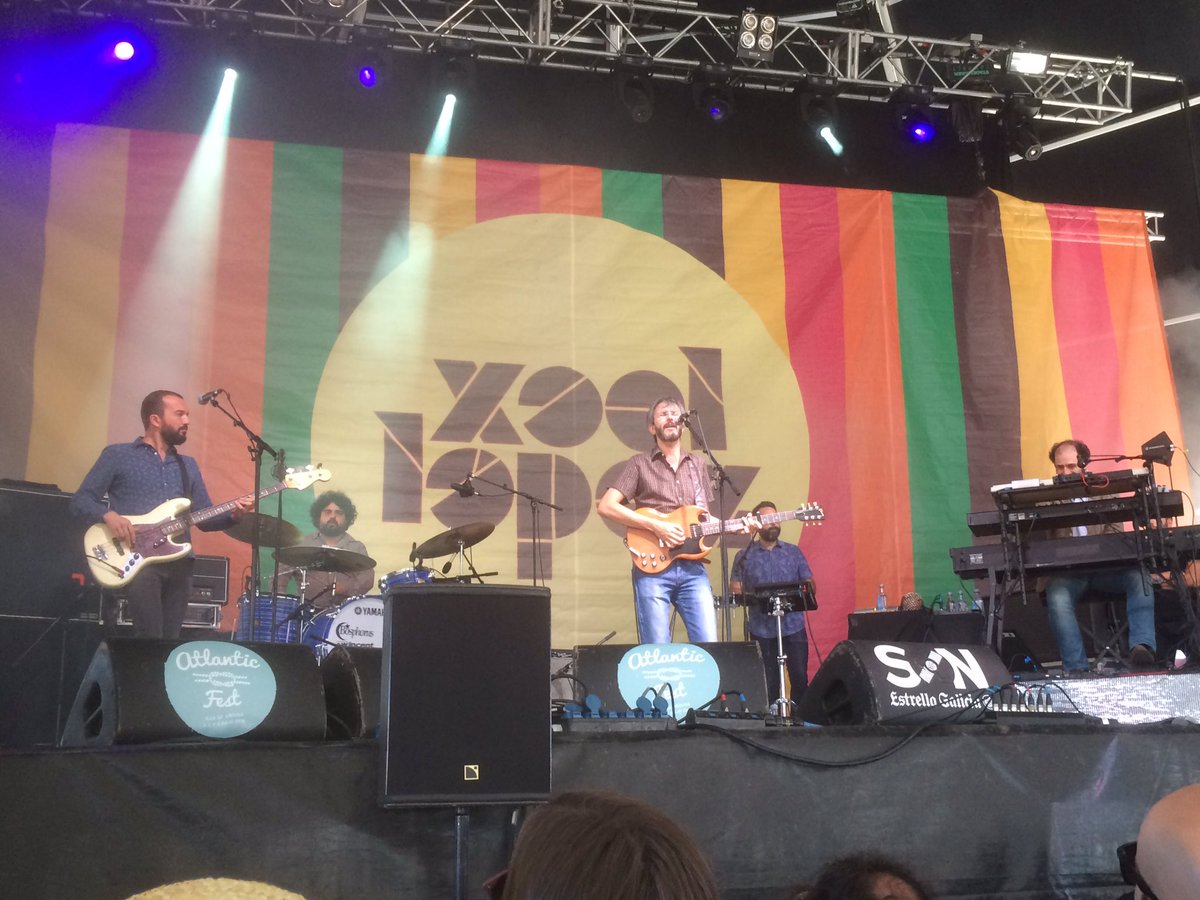 La mejor forma de empezar la tarde!!! Con <a href="/xoellopez/">Xoel López</a> en el #AtlanticFestSONEG <a href="/SON_EG/">SON Estrella Galicia</a>