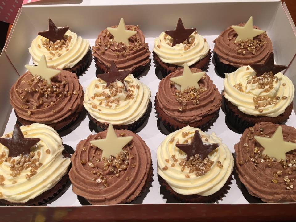 Kcreations_'s tweet photo. Quad-choco cakes ready to take out:) #chocolate #wirralbiz #simplywirral #wirralbusiness #cupcakes #htlmp #shoplocal https://t.co/lq80E8rLkQ