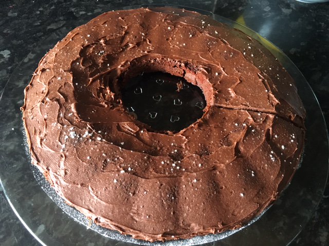 Kcreations_'s tweet photo. to celebrate i made  #vegan #beetcake #vegancake #htlmp #veganapproved #veganchocolate #wirralbusiness #simplywirral https://t.co/wBTtCLfvGZ