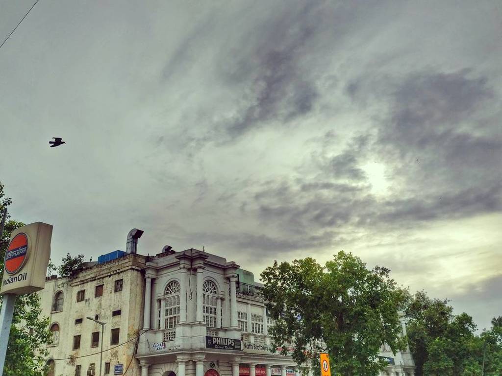 RO5H4N's tweet photo. Beautiful Delhi Evening. #connaughtplace #CP #Delhi #delhi_igers #sodelhi #delhigram #dfor… https://t.co/MRO0aMaxbl https://t.co/X60R15RCRO