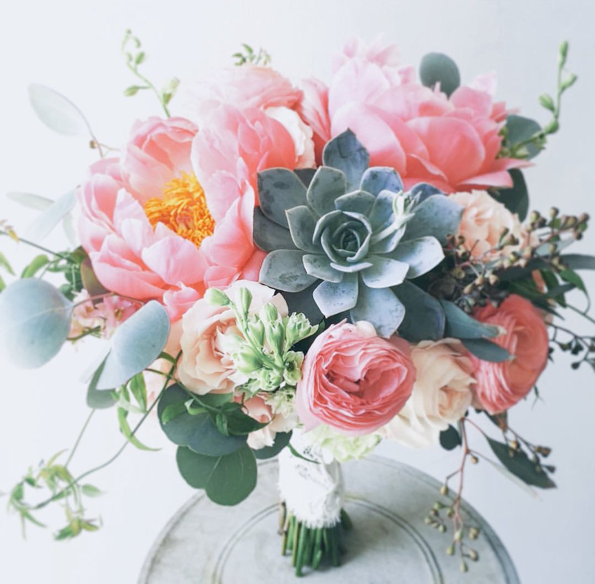 Oh my word! Just adoring these #succulent #blooms. #wedding #bouquetstyle