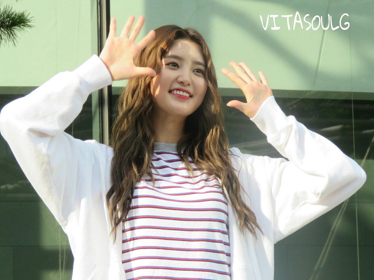 soulg89's tweet photo. 160702 음중 팬미팅 #정화 프리뷰
넘나이쁘다쫑😍
#EXID#JEONGHWA #쫑쫑이
 (@EXIDofficial) https://t.co/Occ7JWuEIW