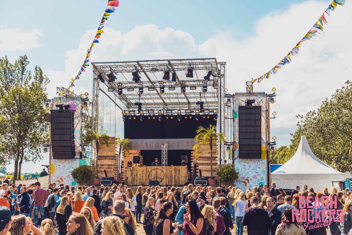 IntervisualLP's tweet image. #SPECIALEFFECTS @Beachrockers #FESTIVAL #CONFETTI #CO2JETS i.o.v. @KooystraPro INTERVISUAL.NL